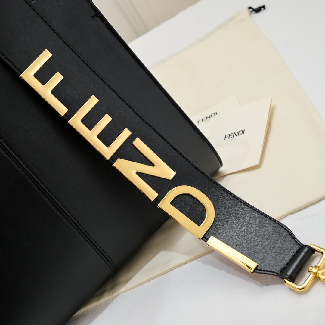 Fendi Product 3306
