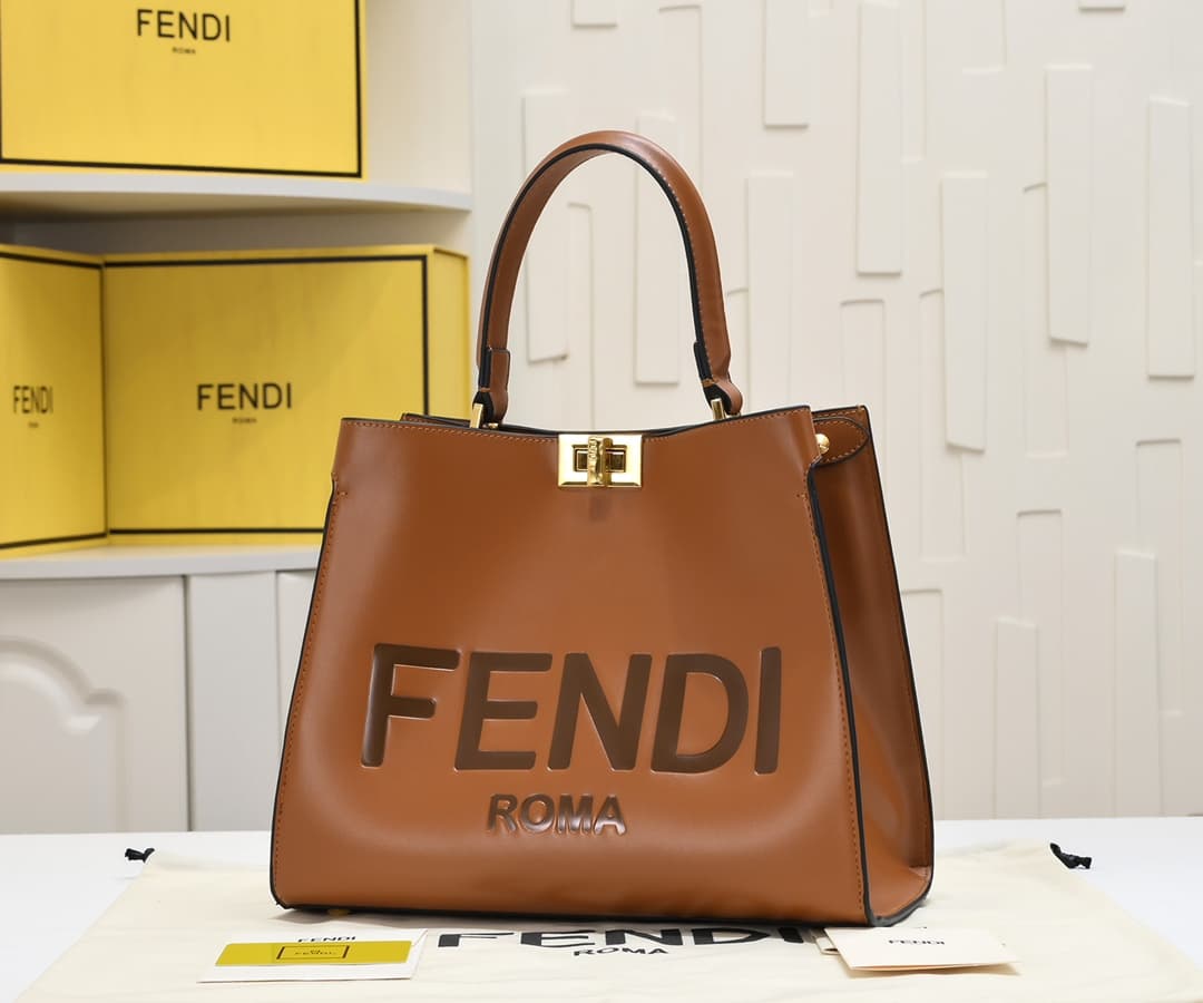 Fendi Product 3306