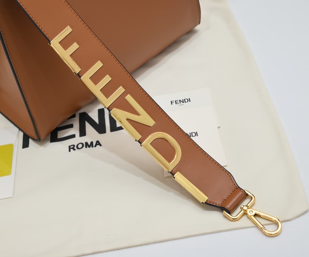 Fendi Product 3306