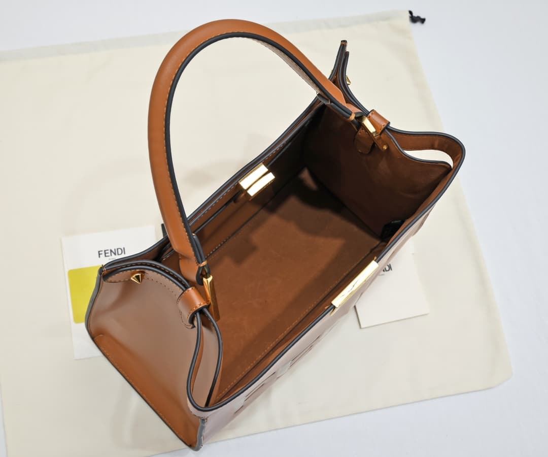 Fendi Product 3306