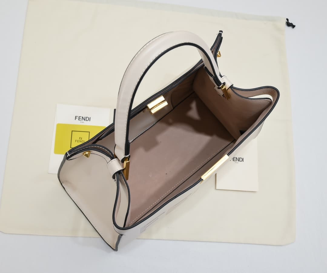 Fendi Product 3306