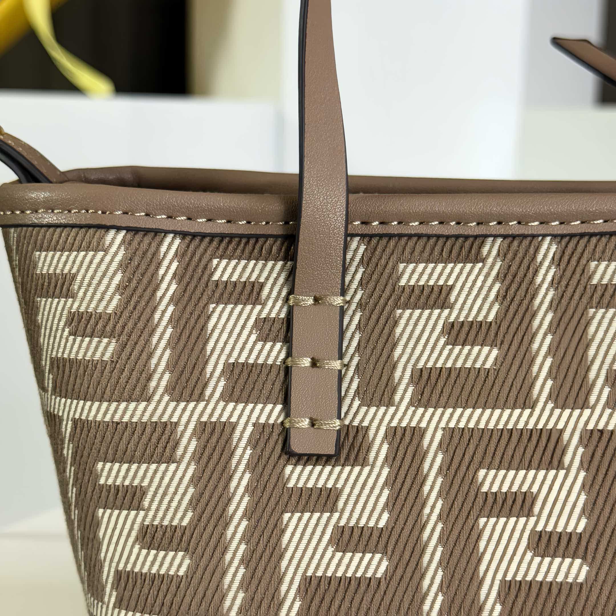 Fendi Brown Mini Crossbody Bag 7723