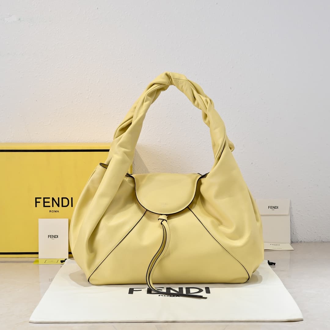 Fendi Black Large Shoulder Bag 5502