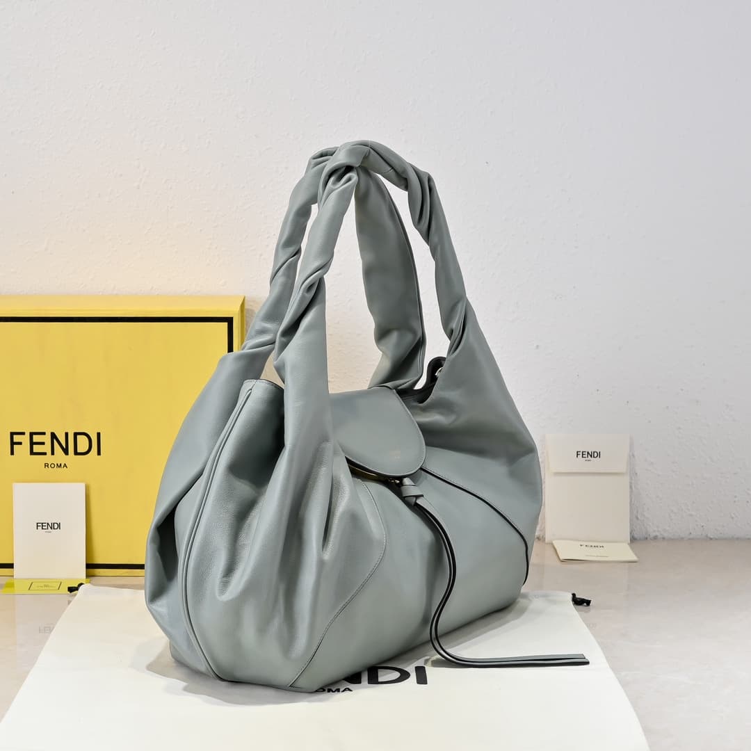 Fendi Black Large Shoulder Bag 5502