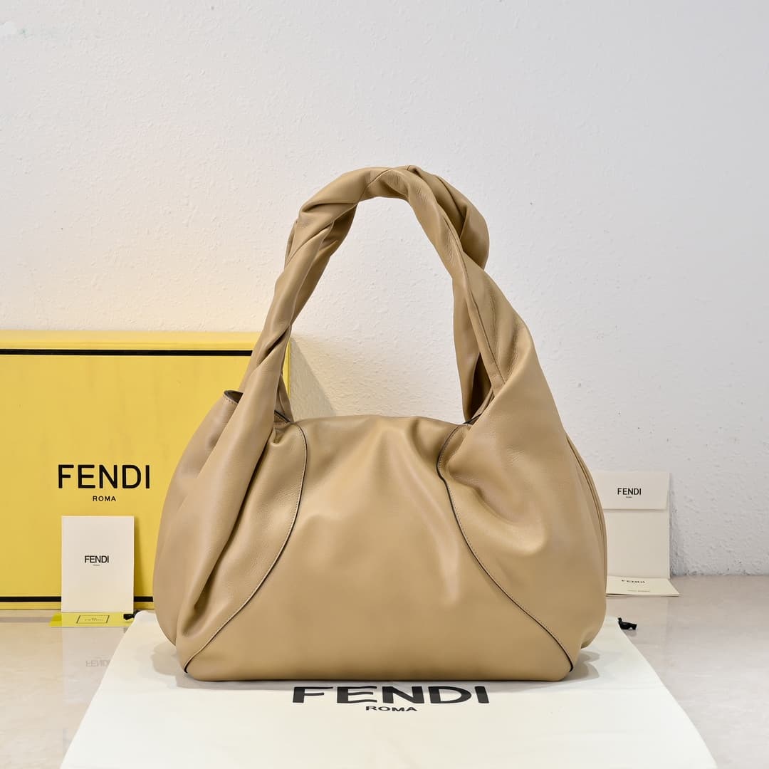 Fendi Black Large Shoulder Bag 5502