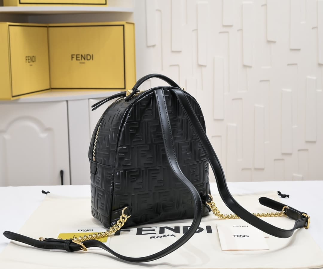 Fendi Backpack 3383