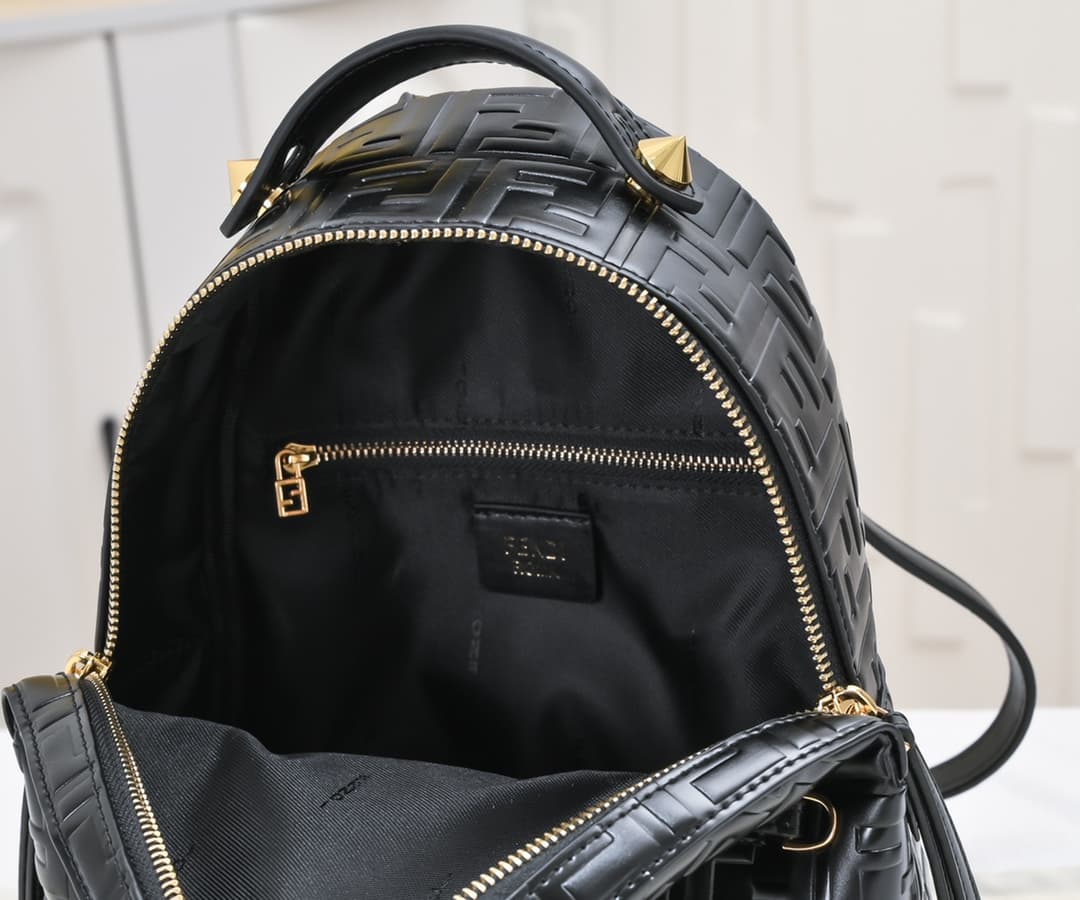 Fendi Backpack 3383