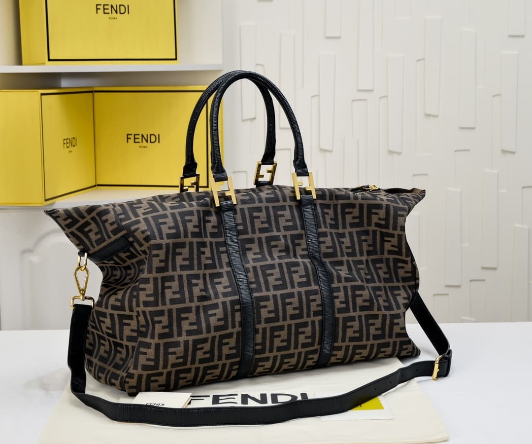 Fendi Product 7703