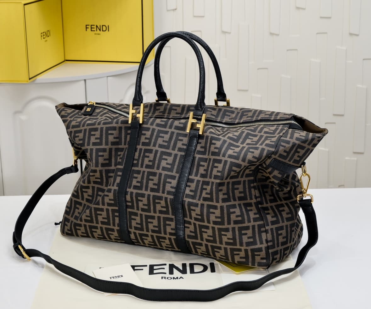 Fendi Product 7703