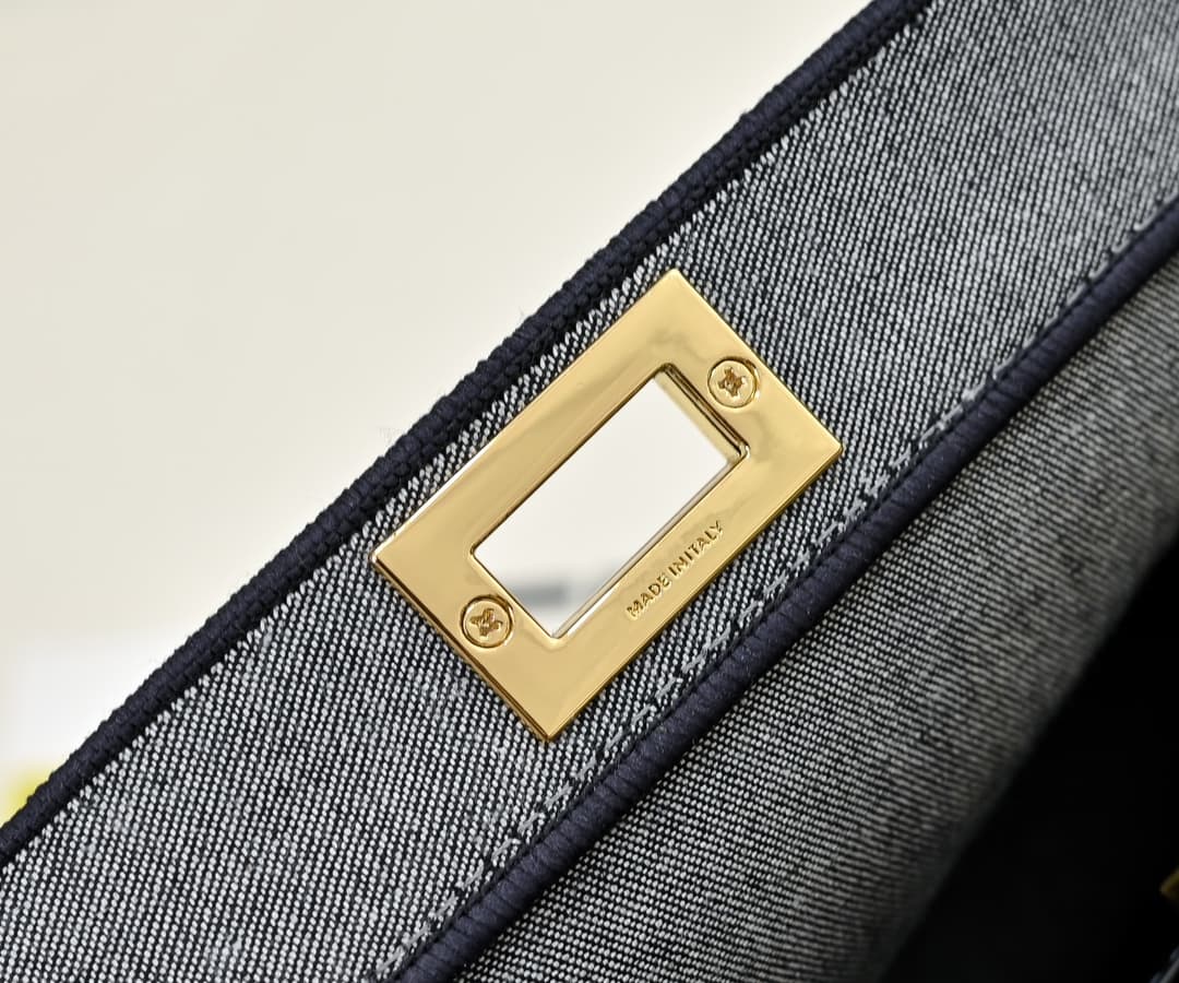 Fendi Gold Crossbody Bag 3367