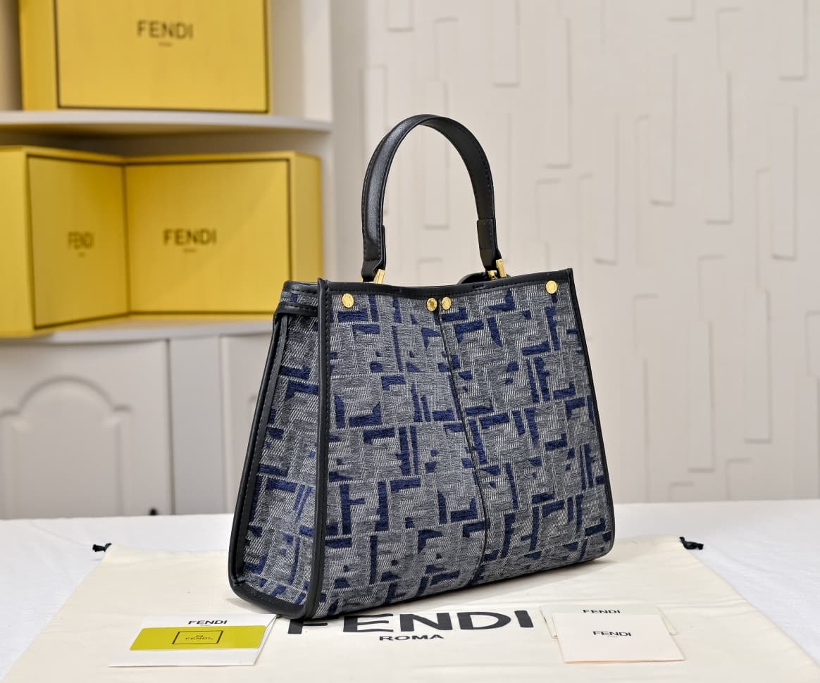 Fendi Product 3371