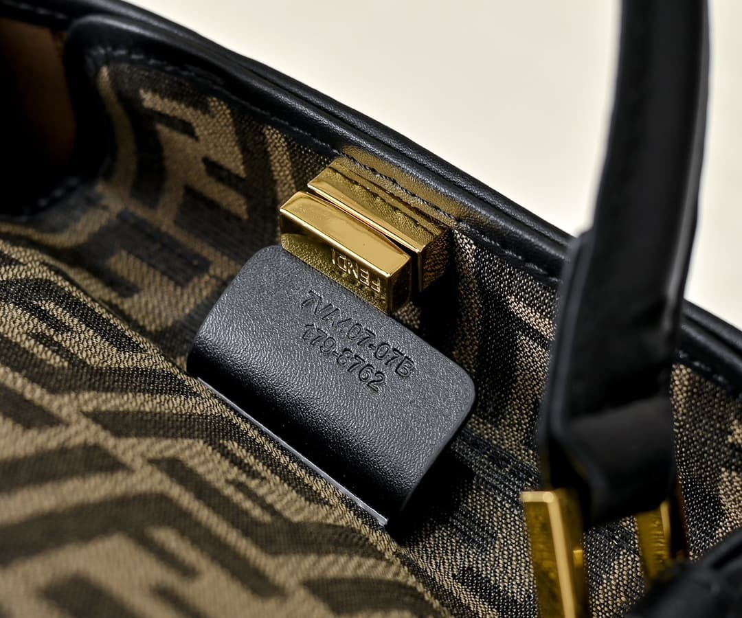 Fendi Product 3371