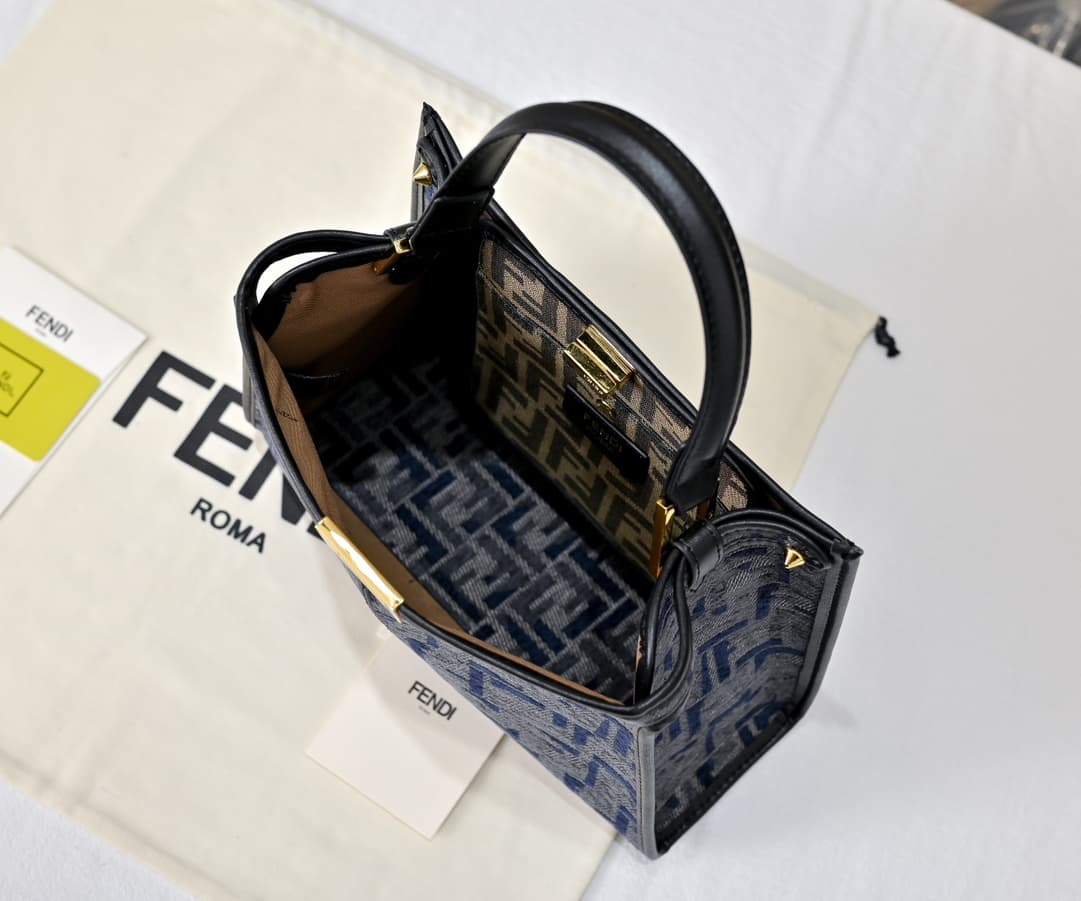 Fendi Product 3371