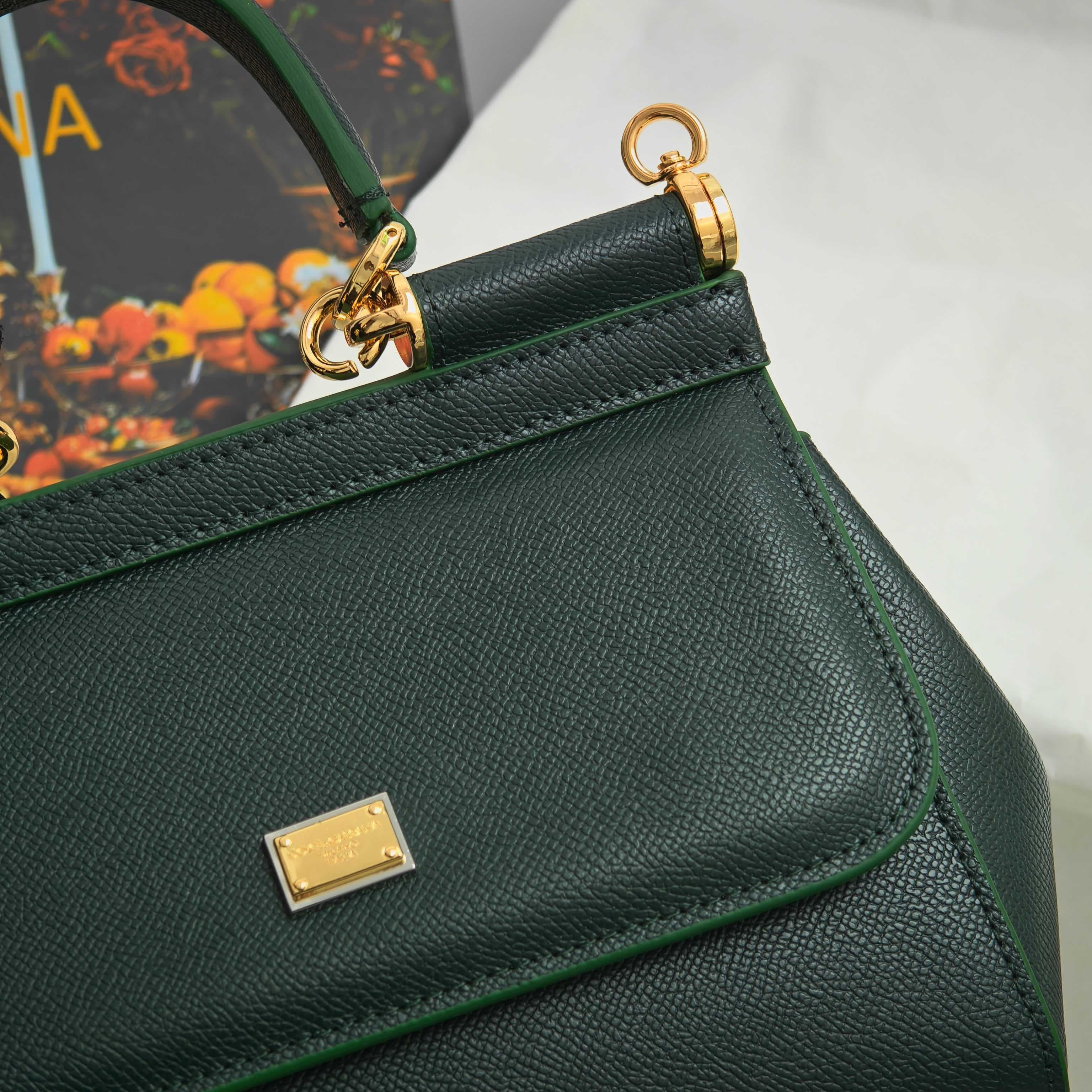 DG杜嘉班纳 Yellow Small Crossbody Bag
