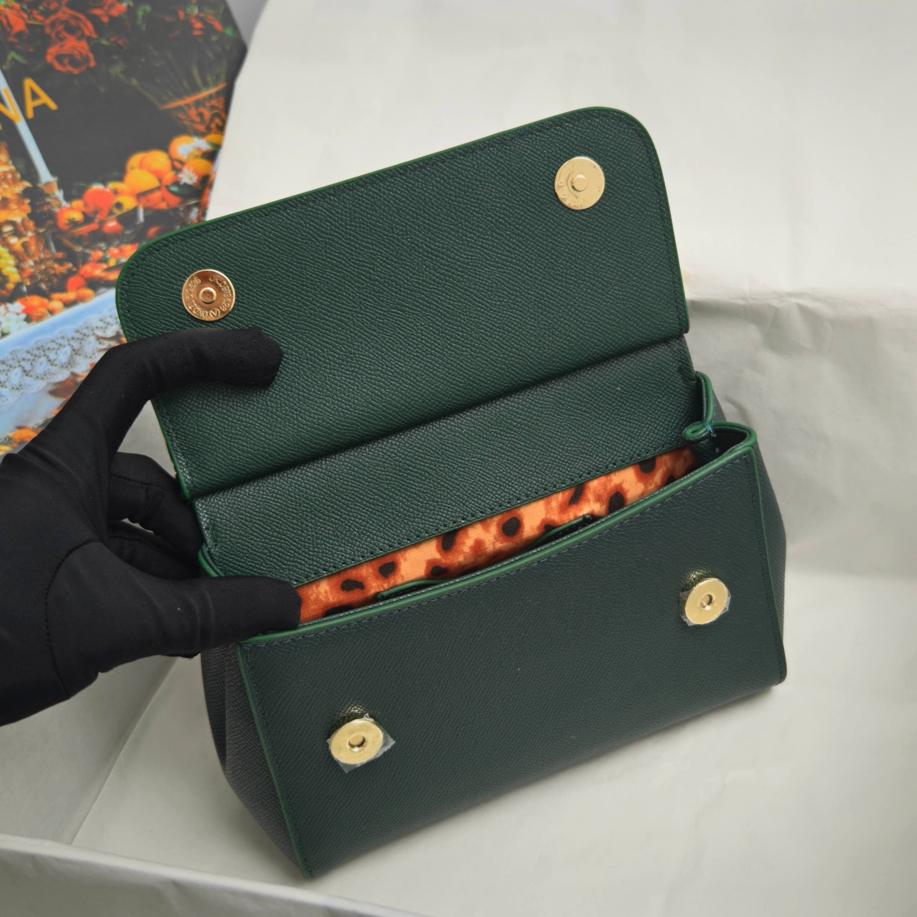 DG杜嘉班纳 Yellow Small Crossbody Bag