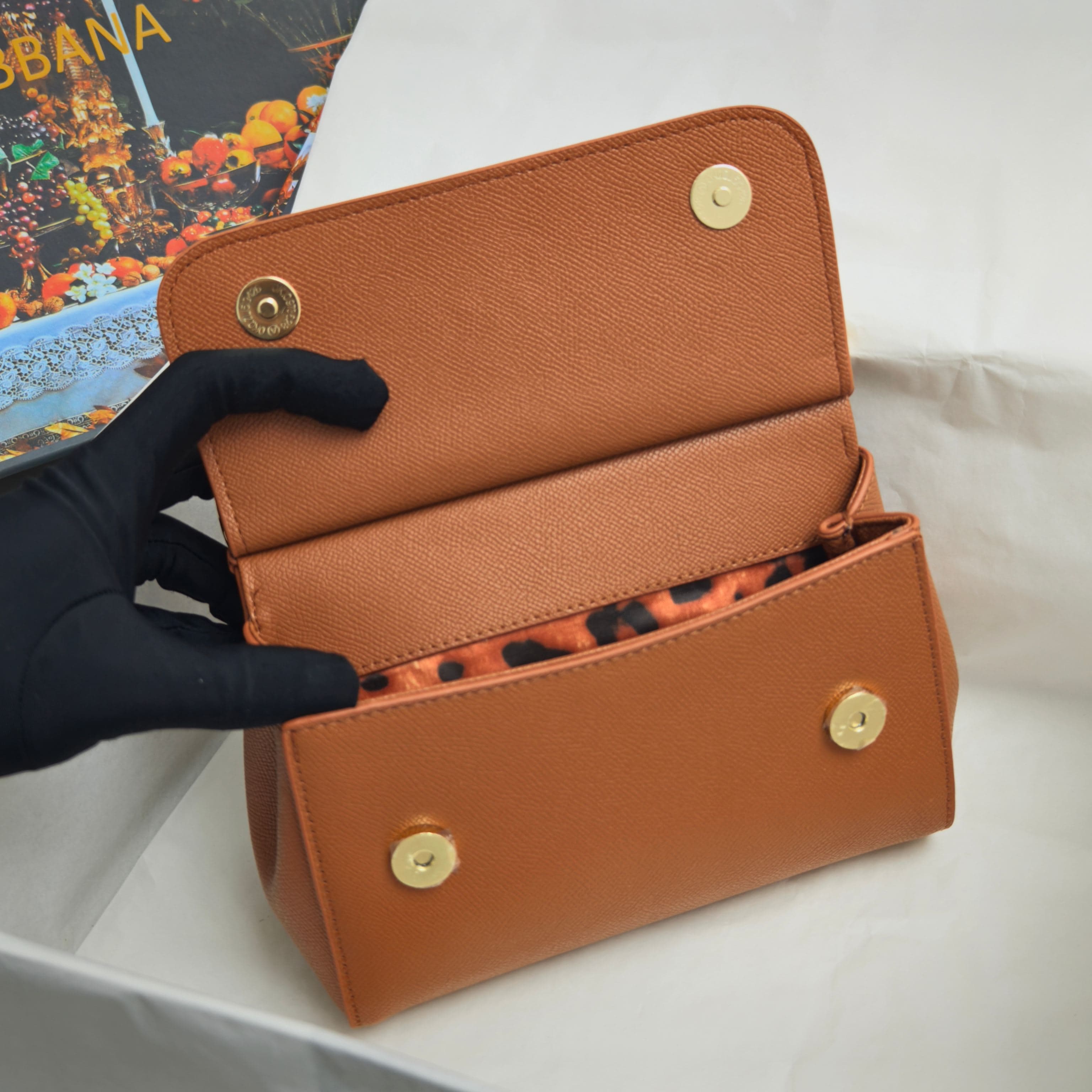 DG杜嘉班纳 Yellow Small Crossbody Bag