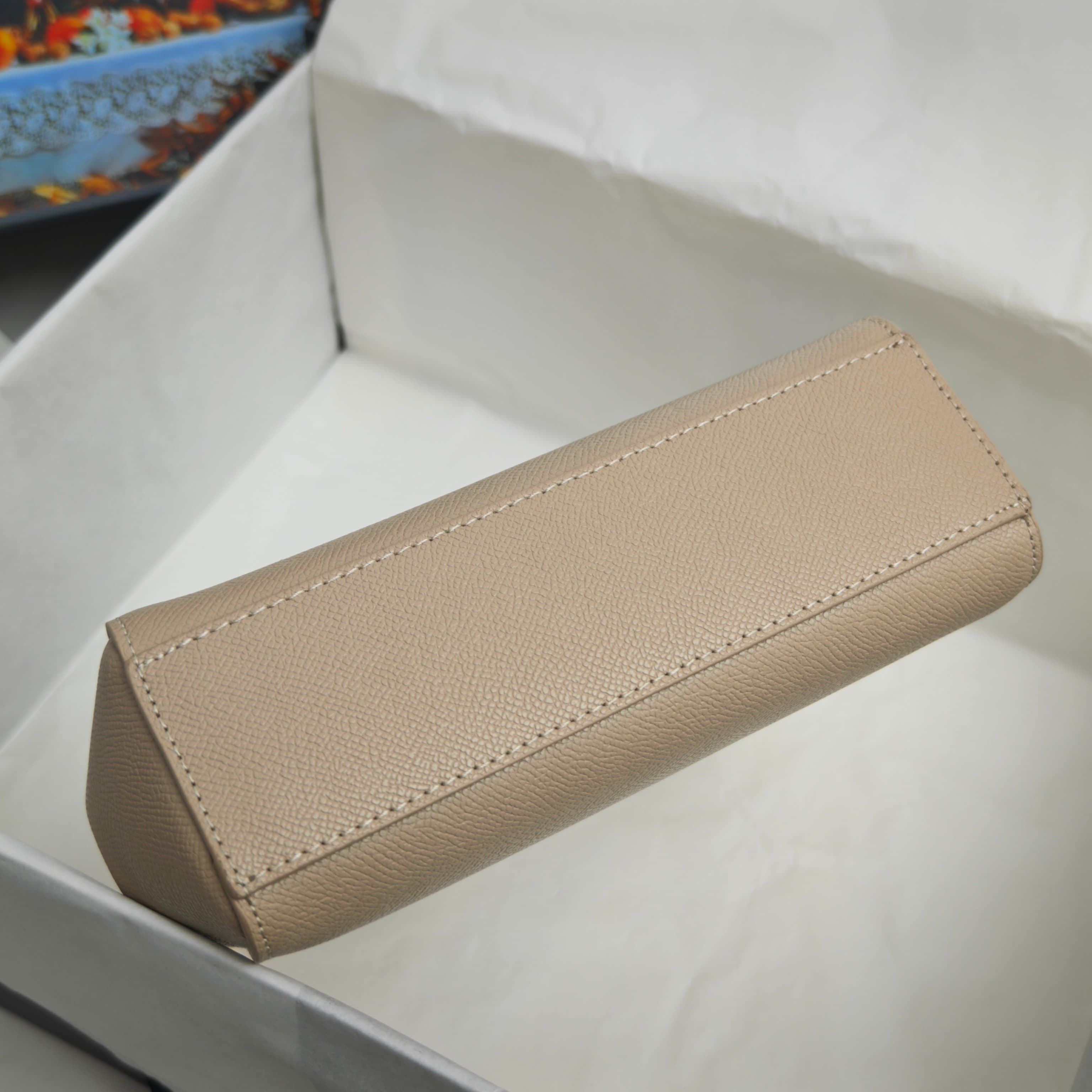 DG杜嘉班纳 Yellow Small Crossbody Bag