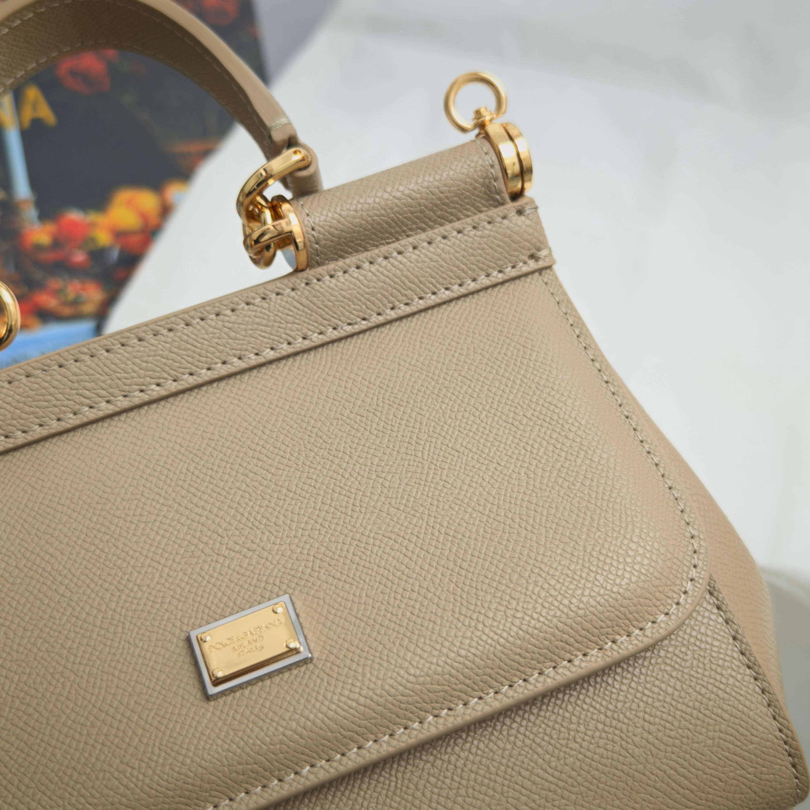 DG杜嘉班纳 Yellow Small Crossbody Bag