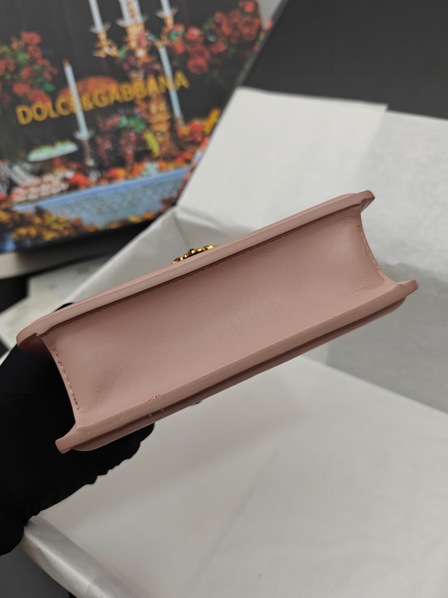 DG杜嘉班纳 Gold Crossbody Bag
