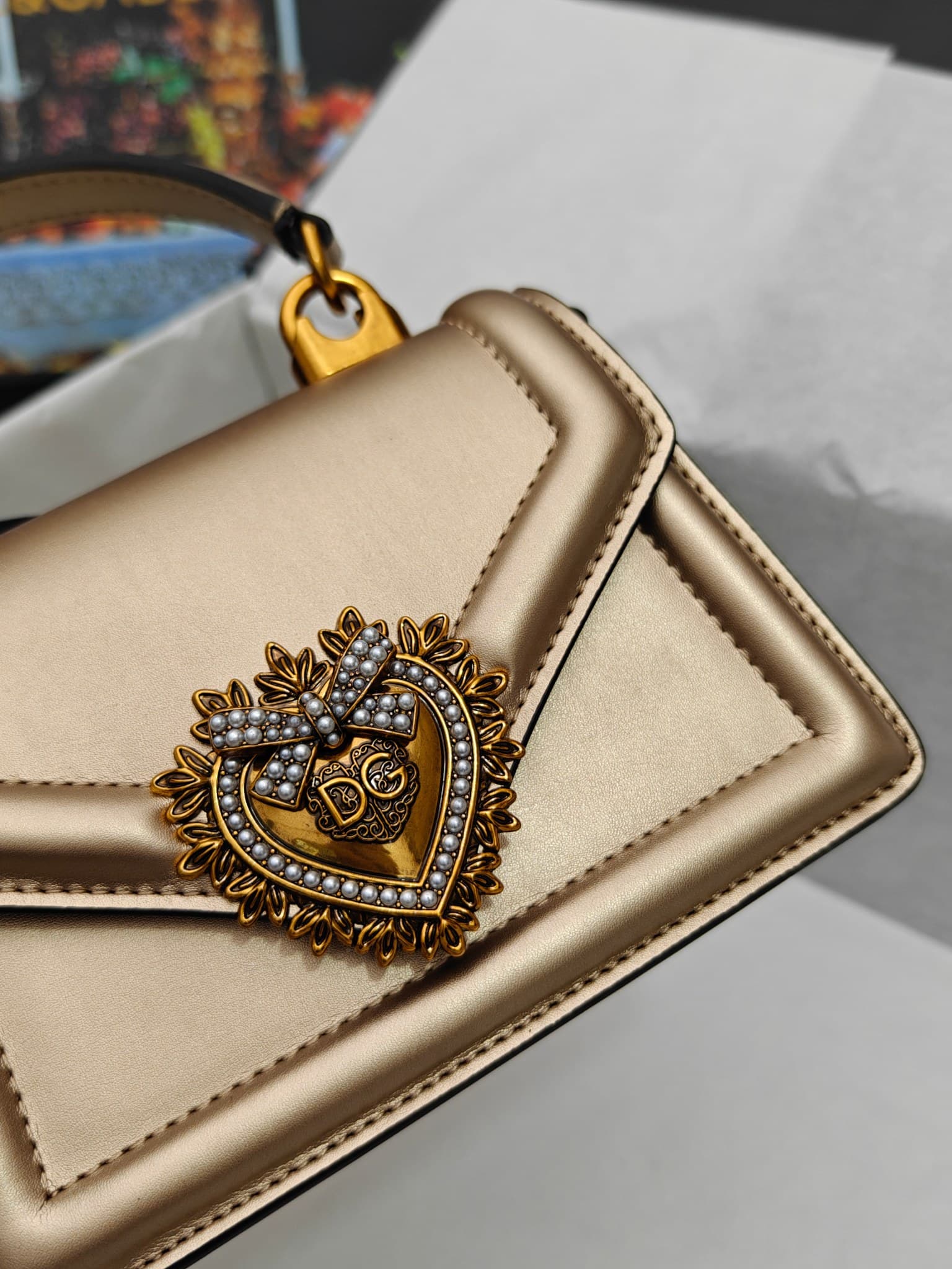 DG杜嘉班纳 Gold Crossbody Bag