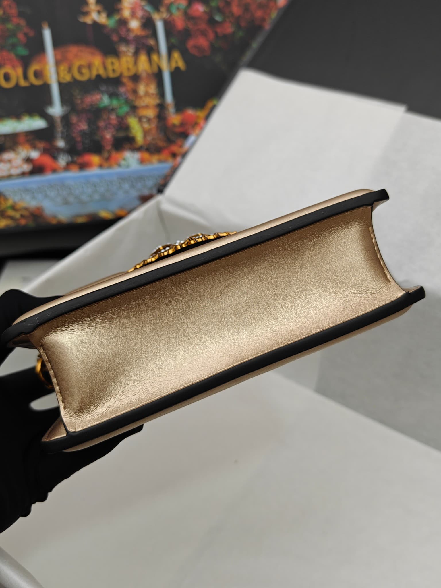 DG杜嘉班纳 Gold Crossbody Bag