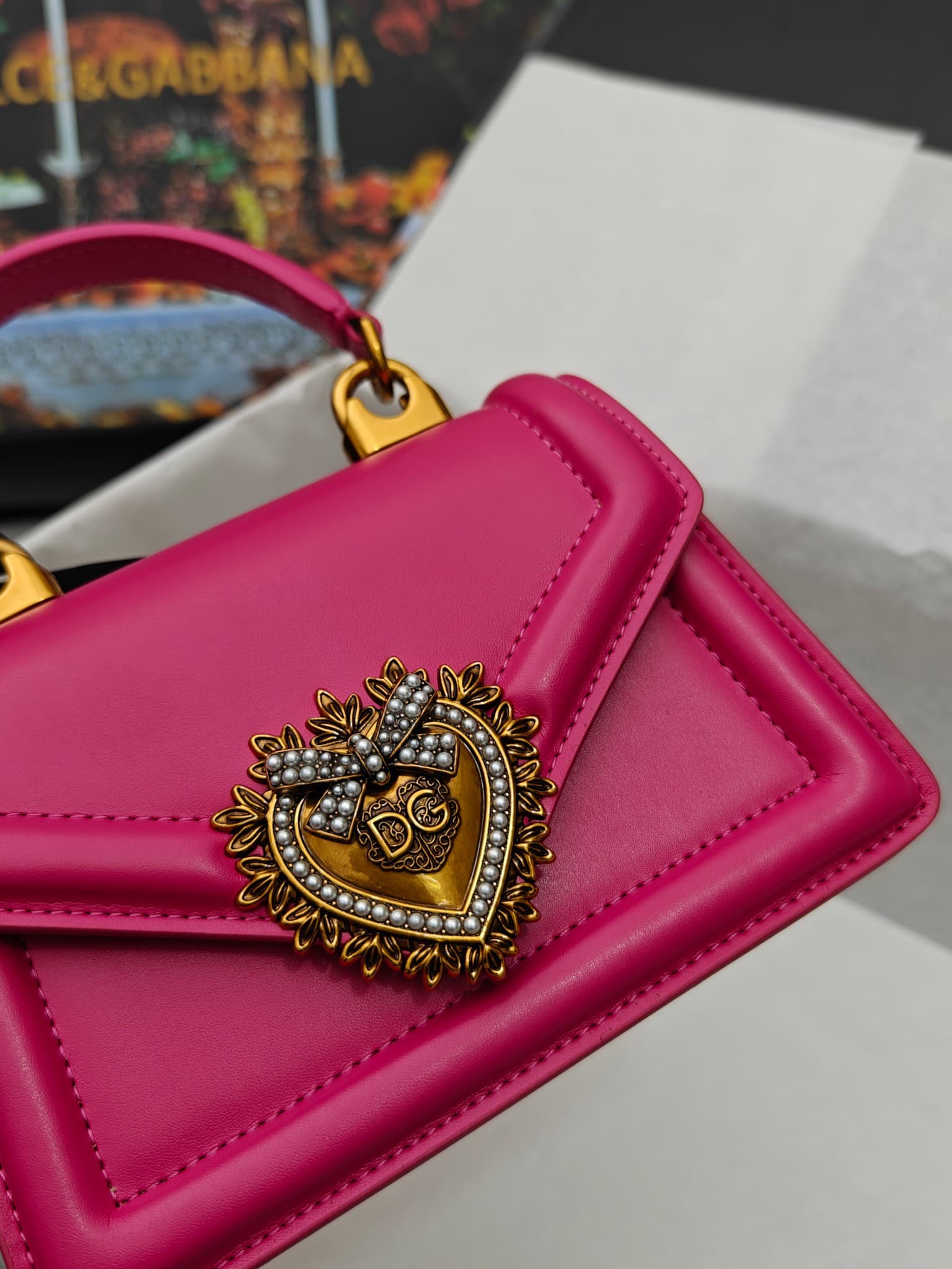 DG杜嘉班纳 Gold Crossbody Bag