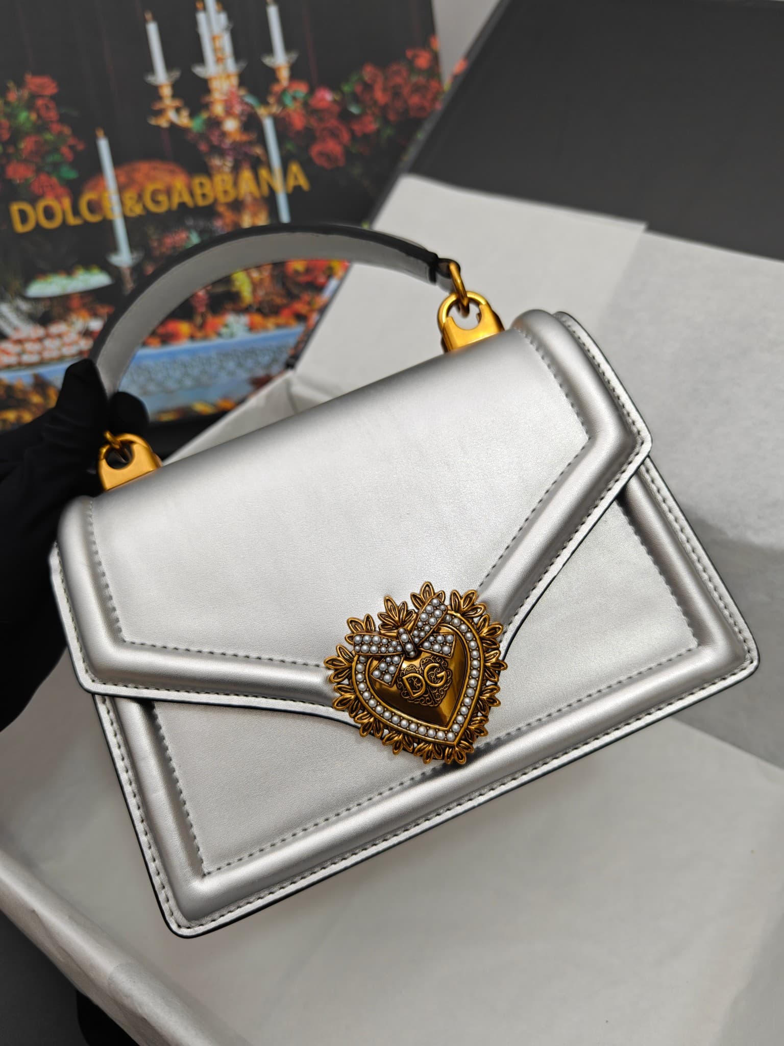 DG杜嘉班纳 Gold Crossbody Bag