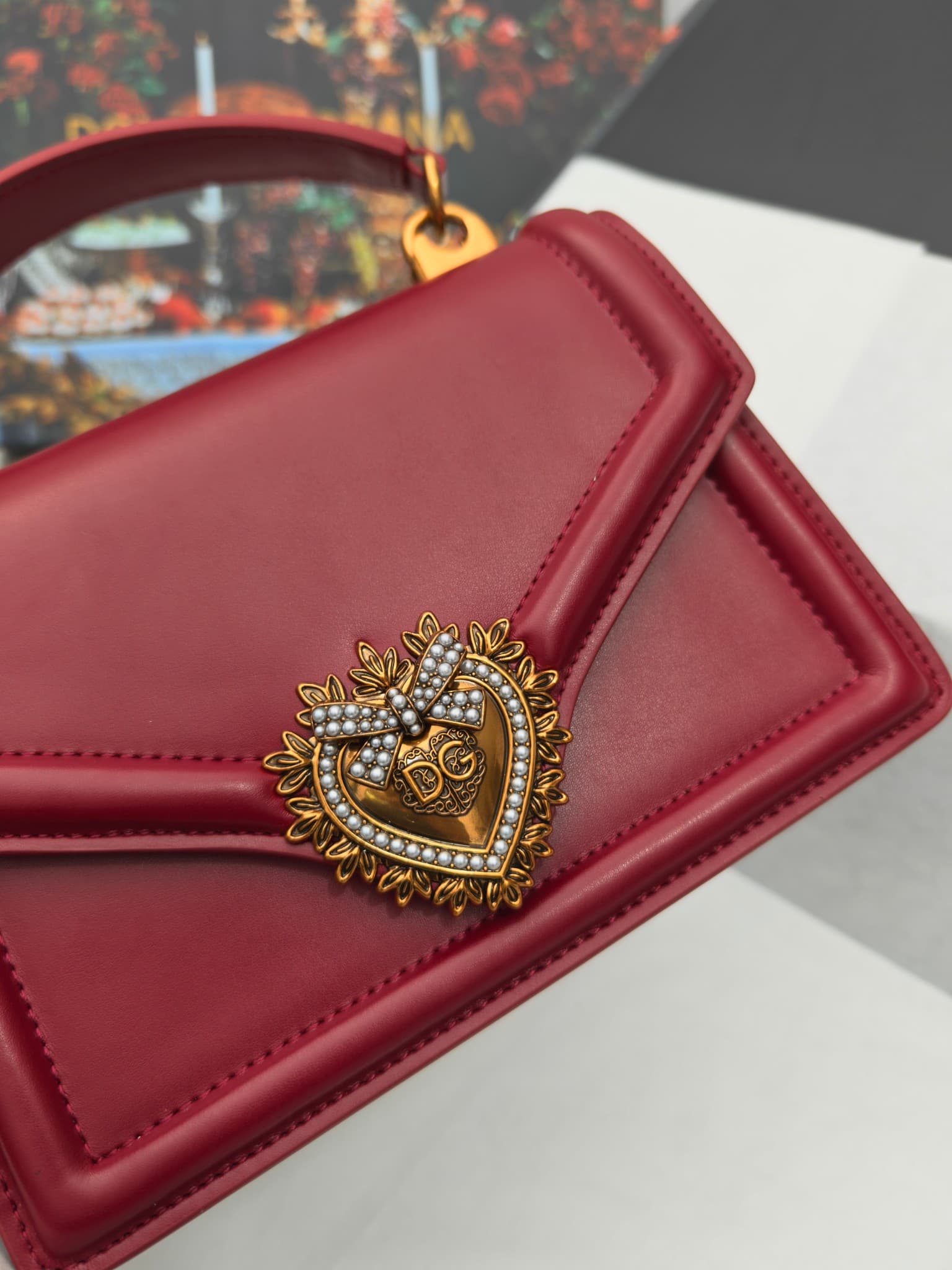 DG杜嘉班纳 Gold Crossbody Bag
