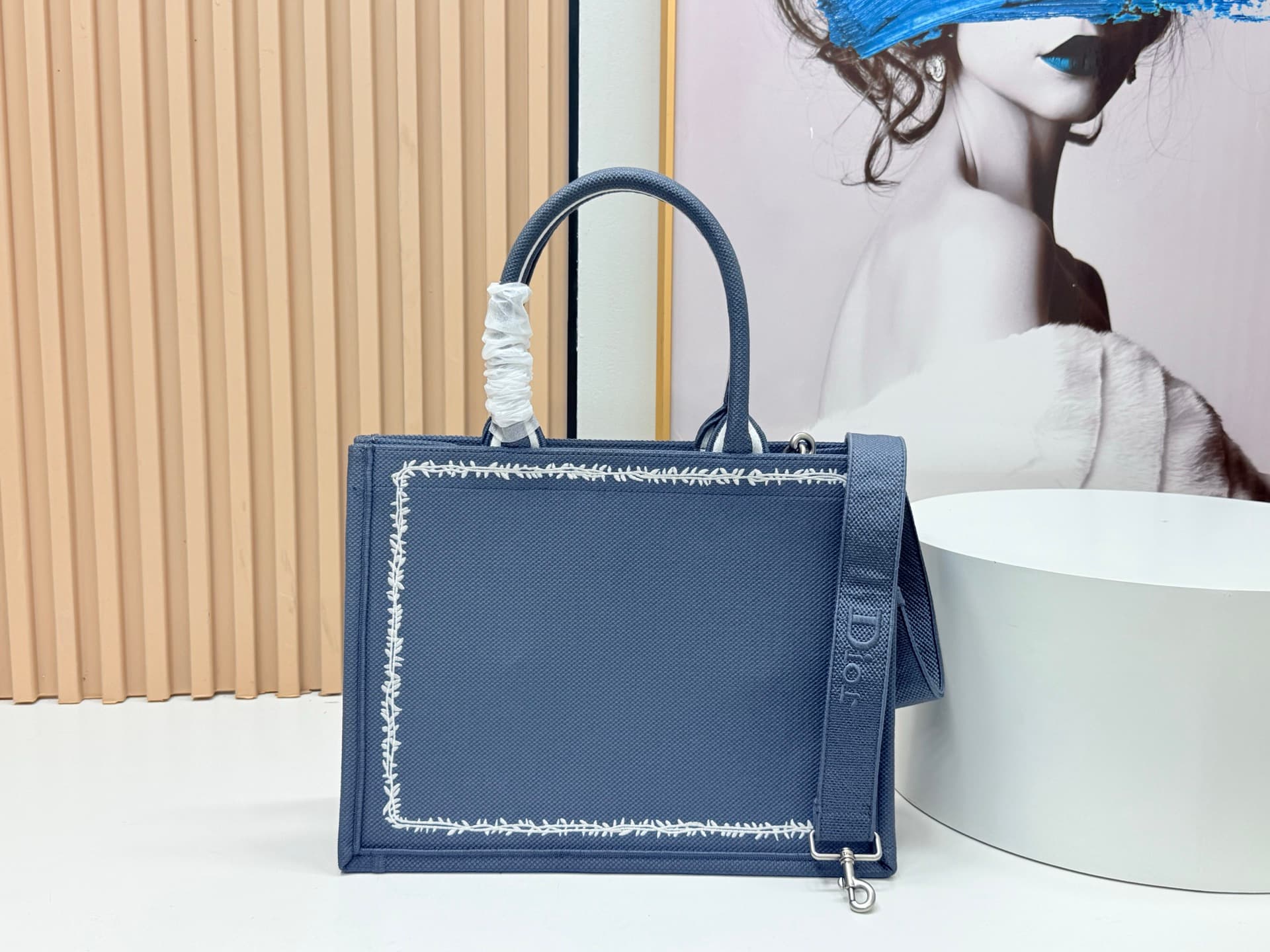 Dior Medium Tote Bag 8834