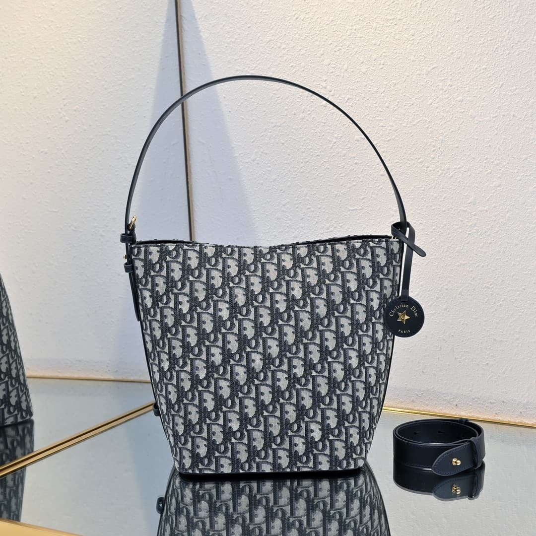 Dior Bucket Bag 5508