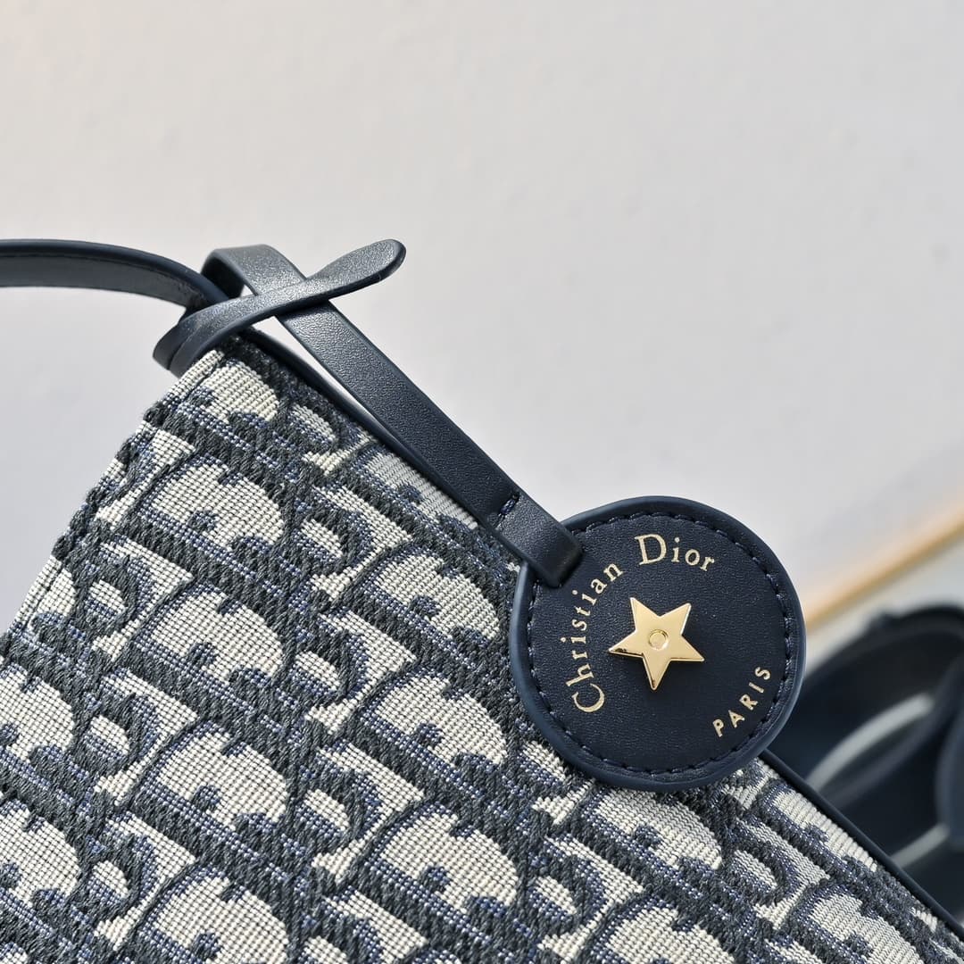 Dior Bucket Bag 5508