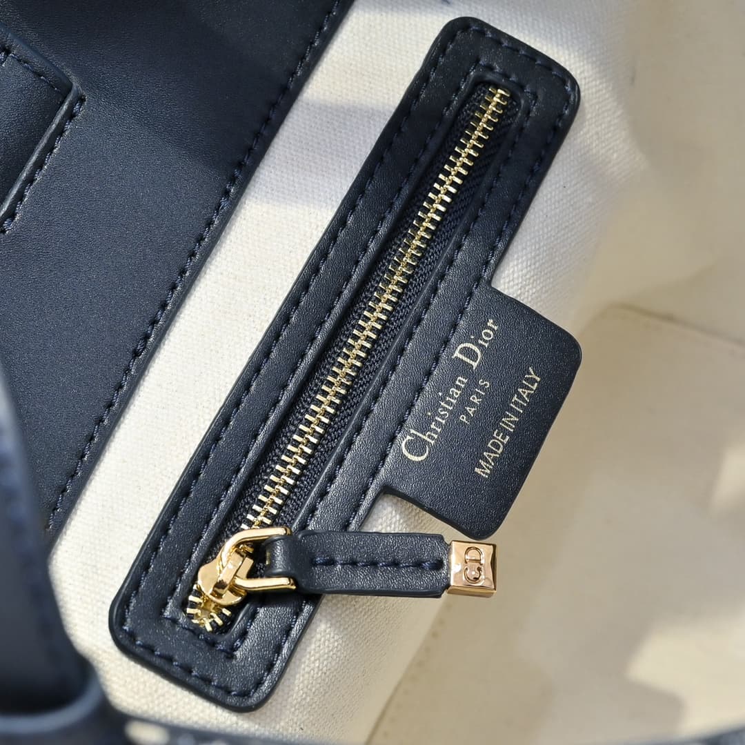 Dior Bucket Bag 5508