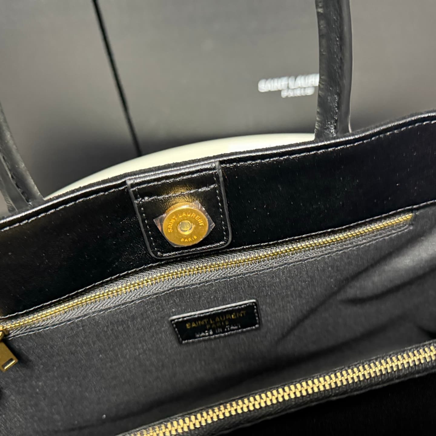 Saint Laurent Crossbody Bag 9028