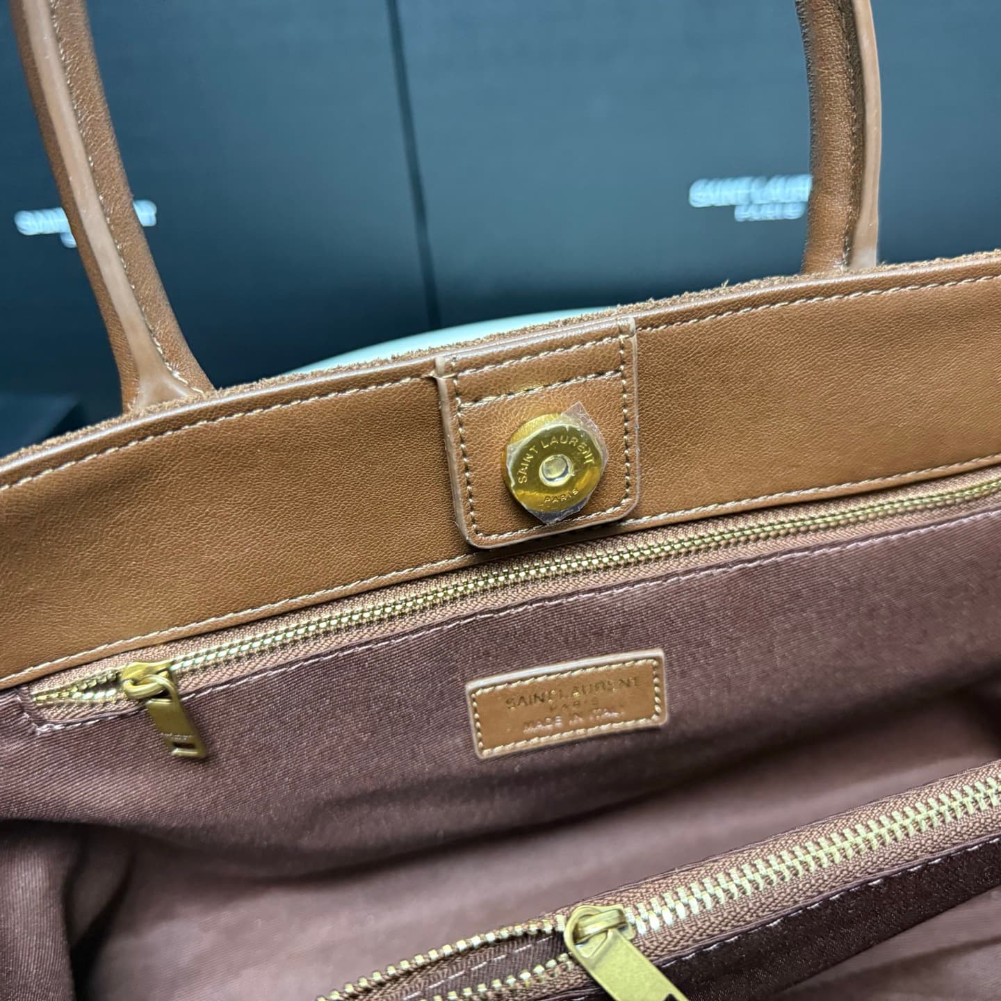 Saint Laurent Crossbody Bag 9028