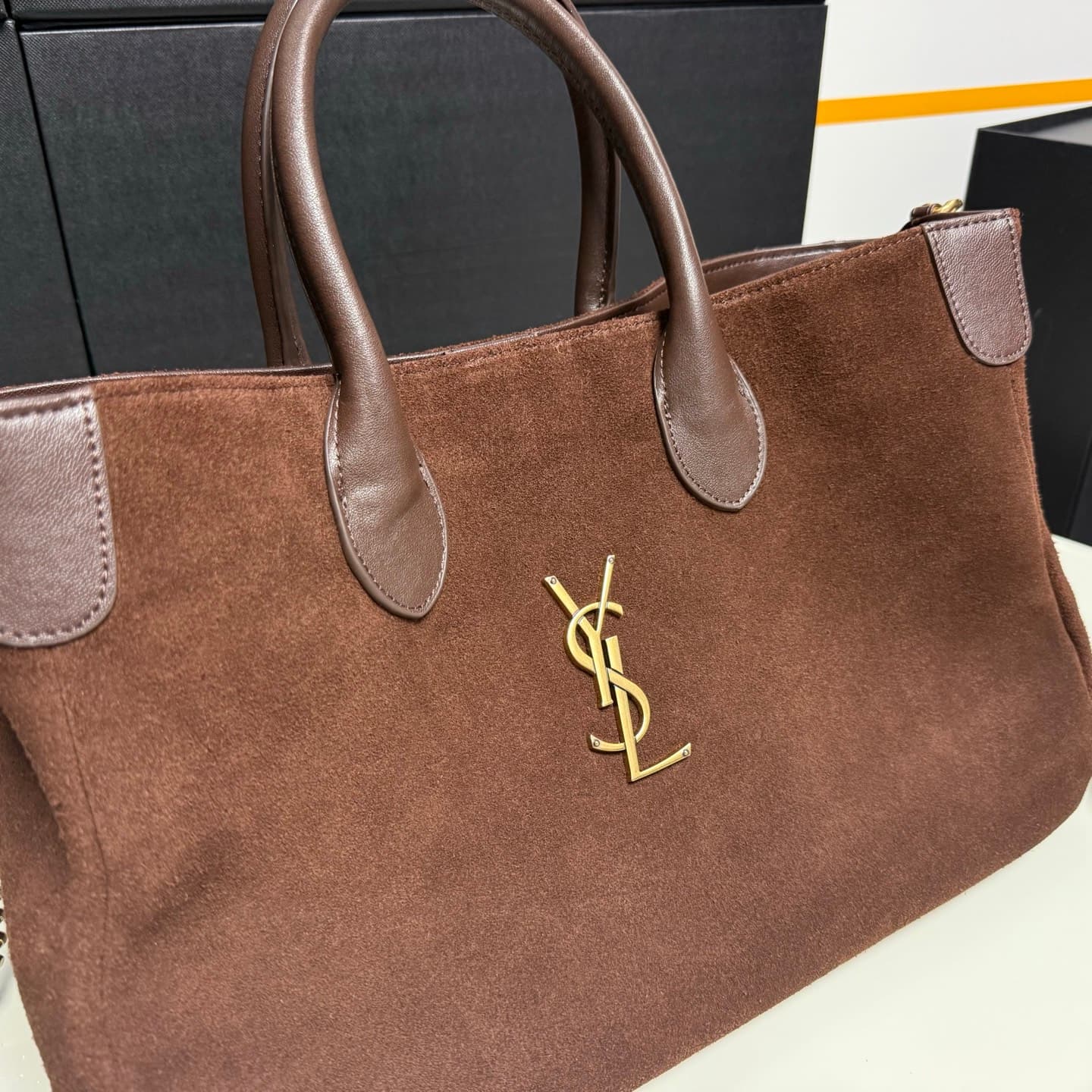 Saint Laurent Crossbody Bag 9028