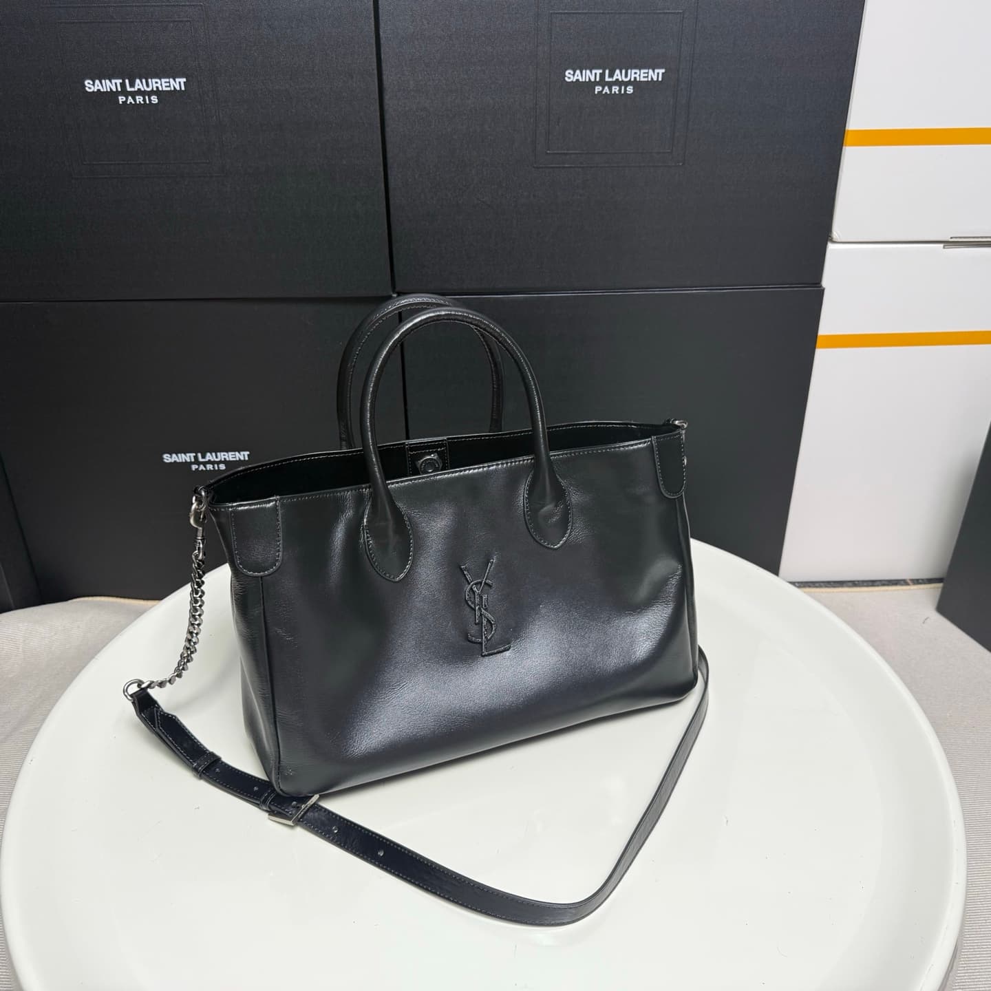 Saint Laurent Crossbody Bag 9028