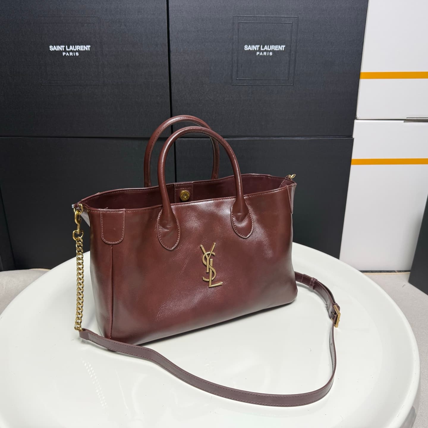 Saint Laurent Crossbody Bag 9028