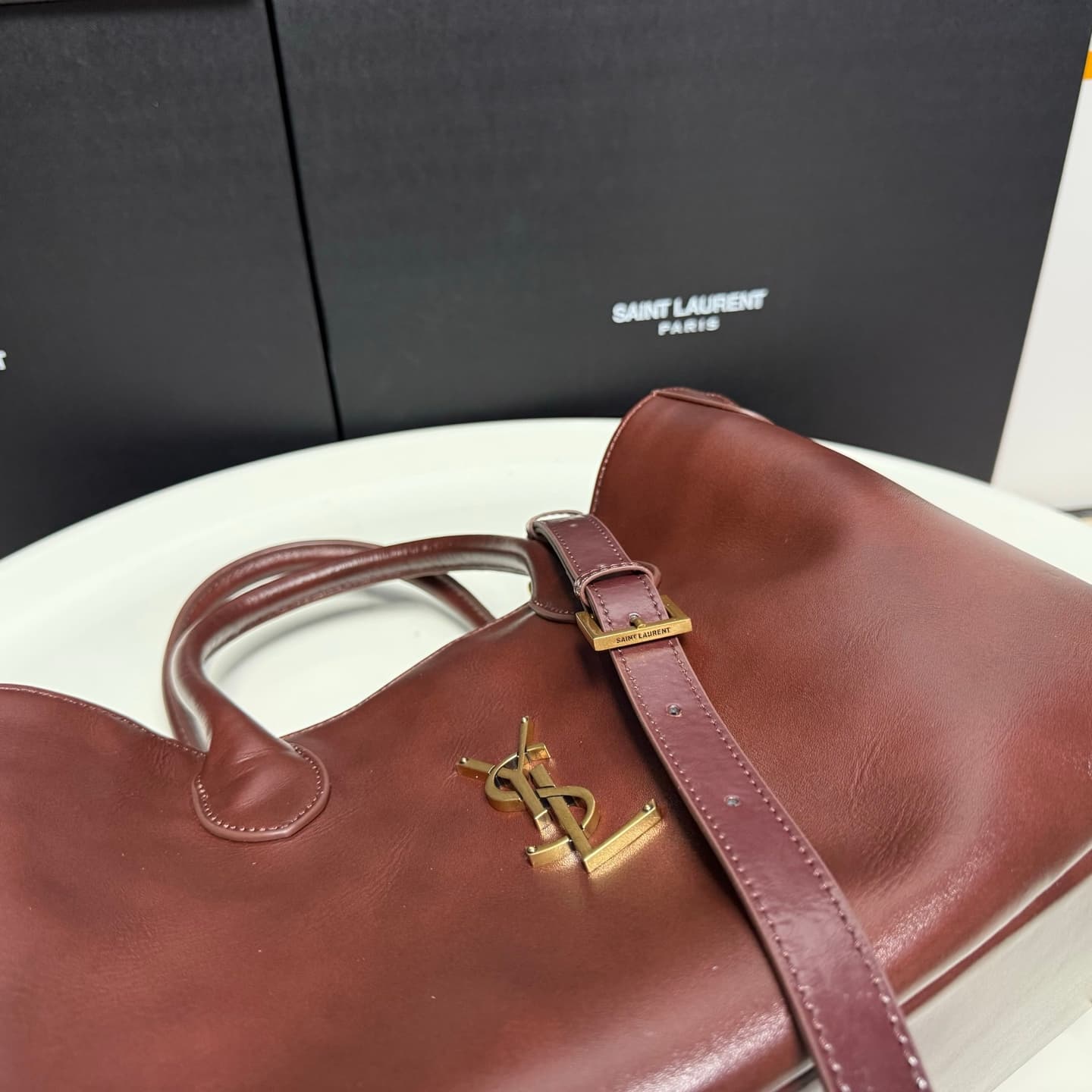 Saint Laurent Crossbody Bag 9028