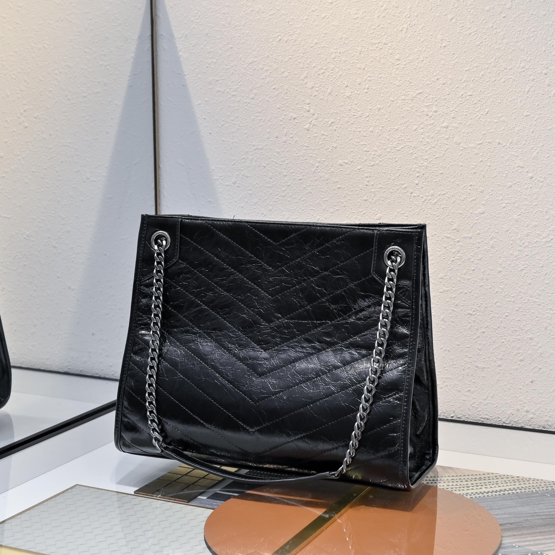 Saint Laurent Gold Bag 577999