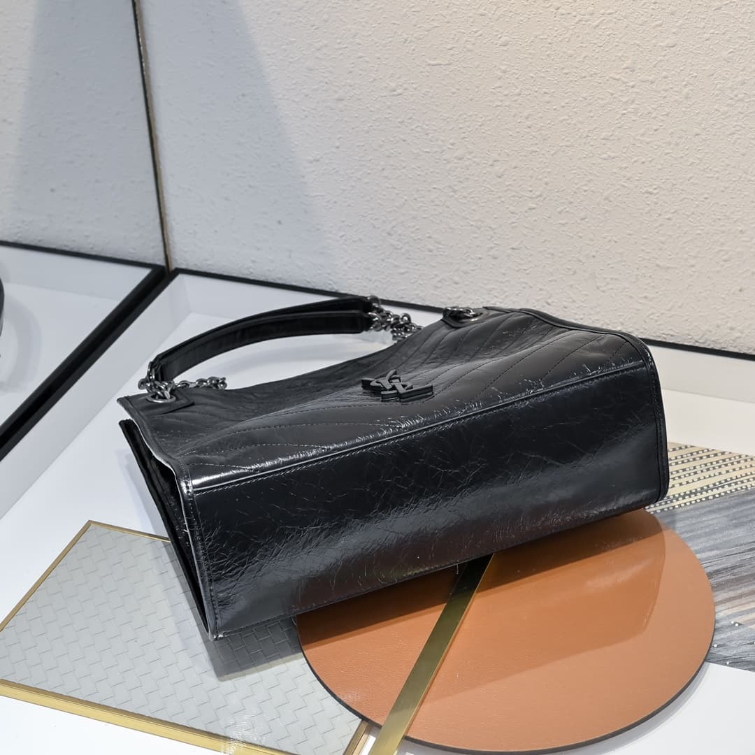 Saint Laurent Gold Bag 577999