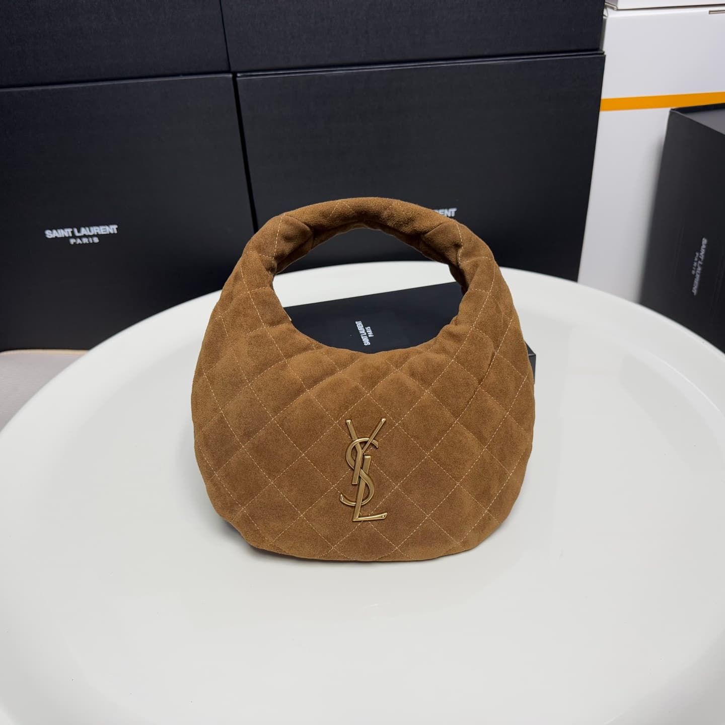 Saint Laurent Brown Bag 851689