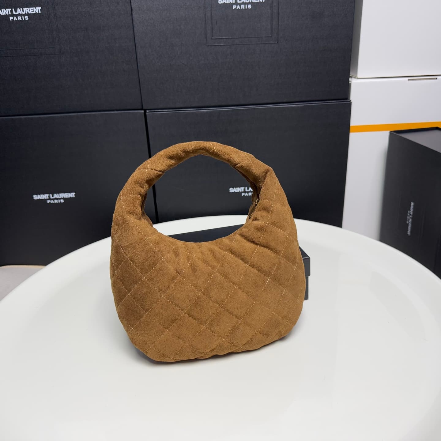 Saint Laurent Brown Bag 851689