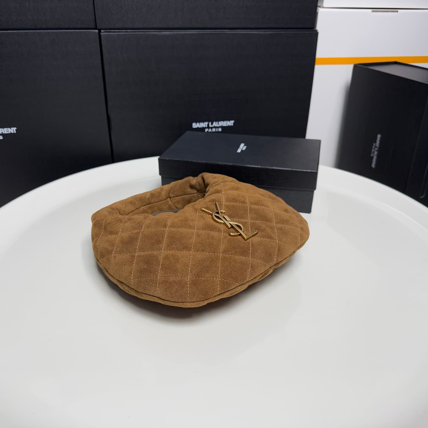 Saint Laurent Brown Bag 851689