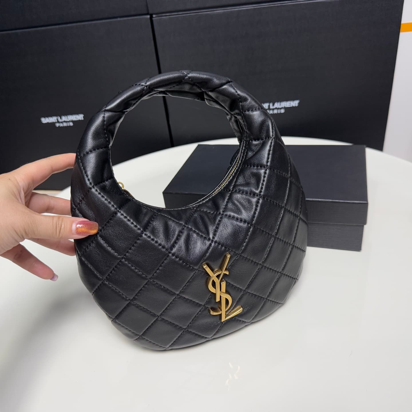 Saint Laurent Black Bag 851689