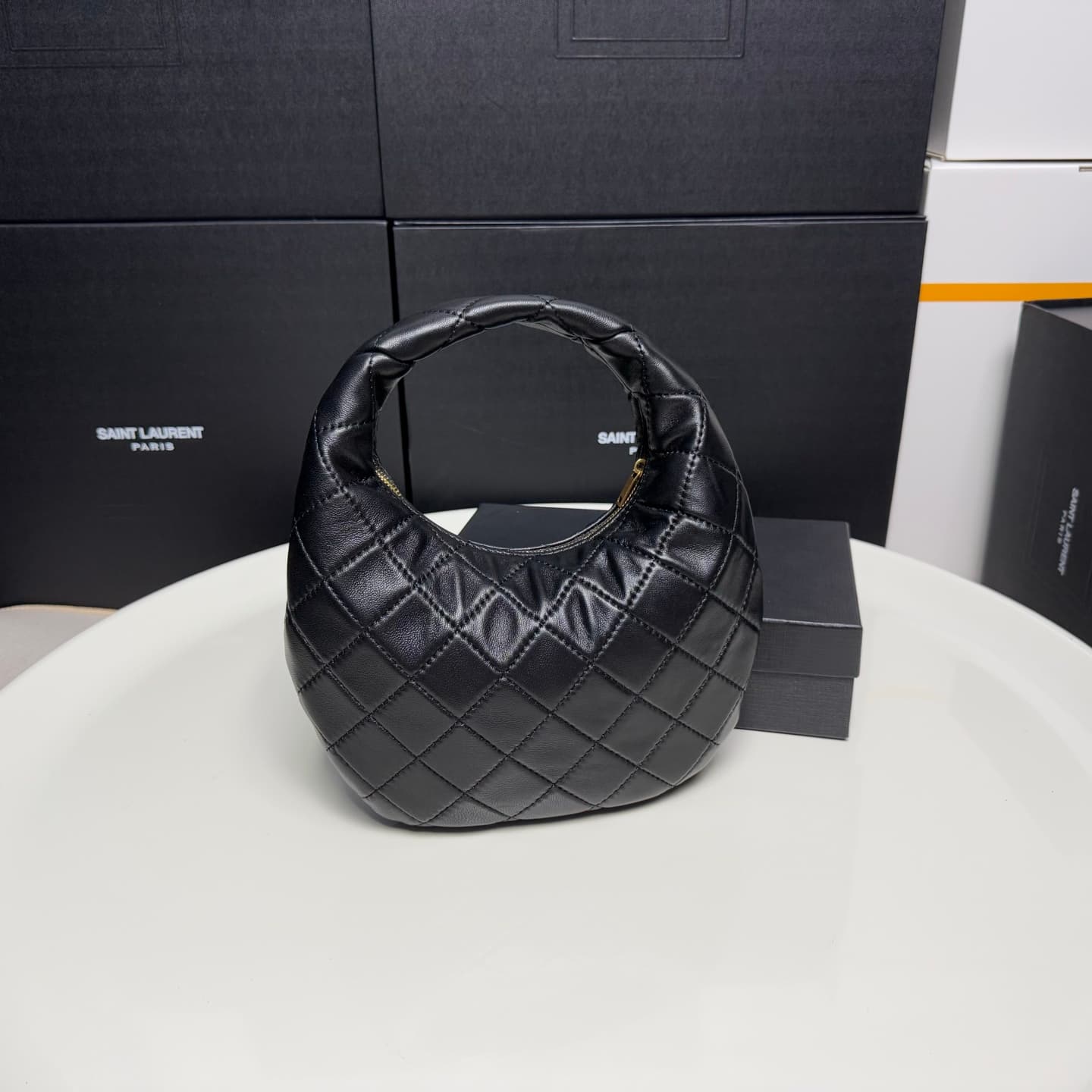Saint Laurent Black Bag 851689