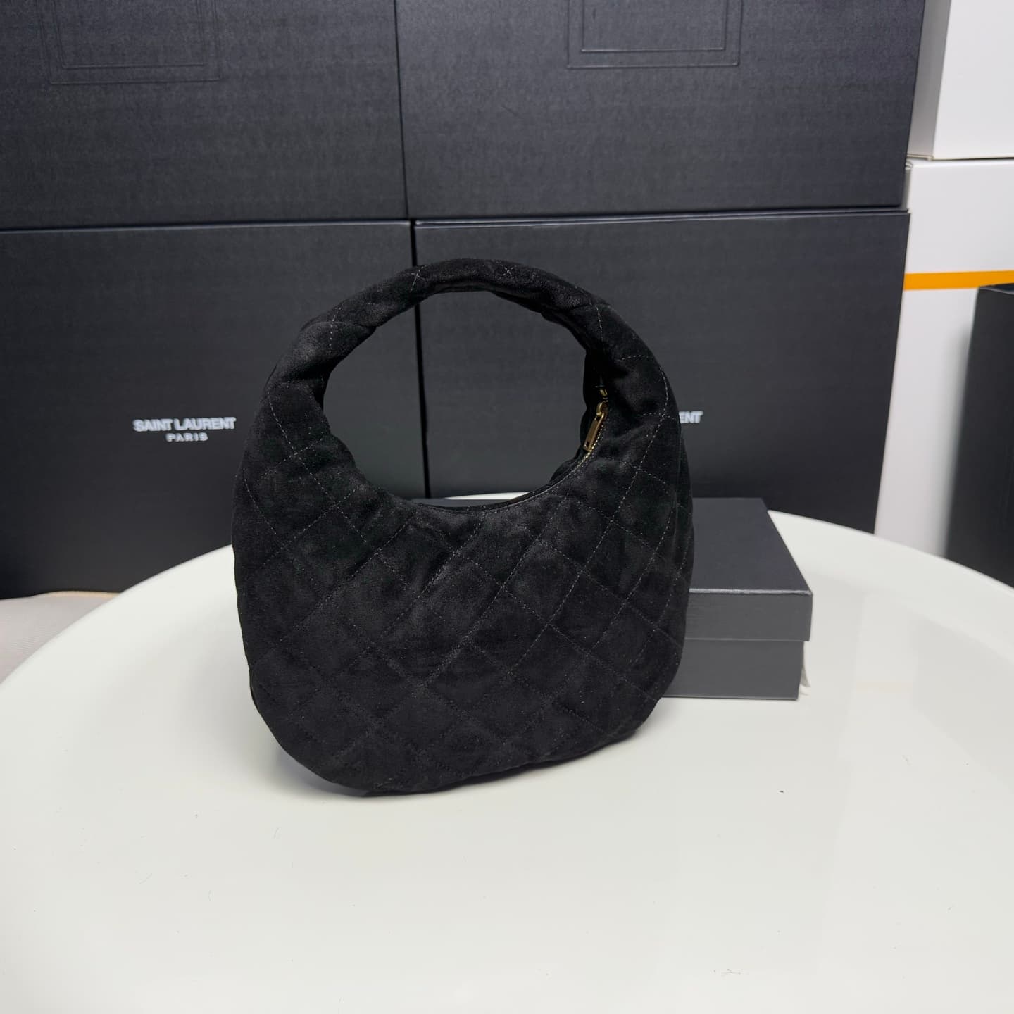 Saint Laurent Gold Bag 851689