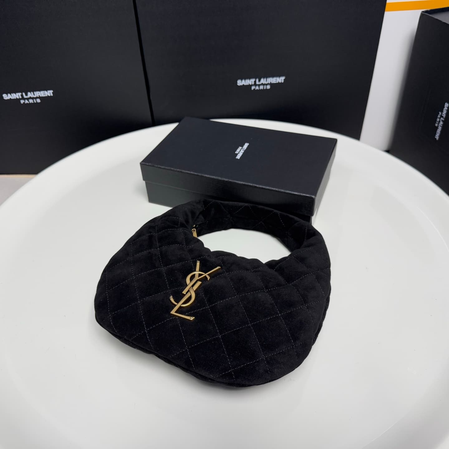 Saint Laurent Gold Bag 851689