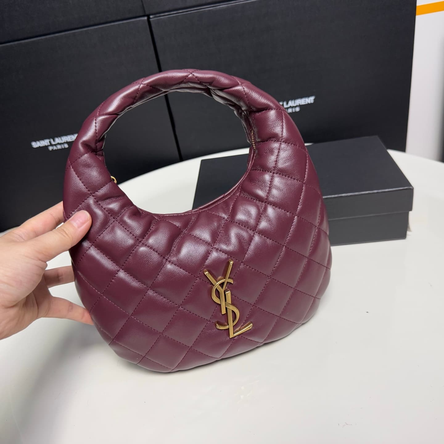 Saint Laurent Gold Bag 851689