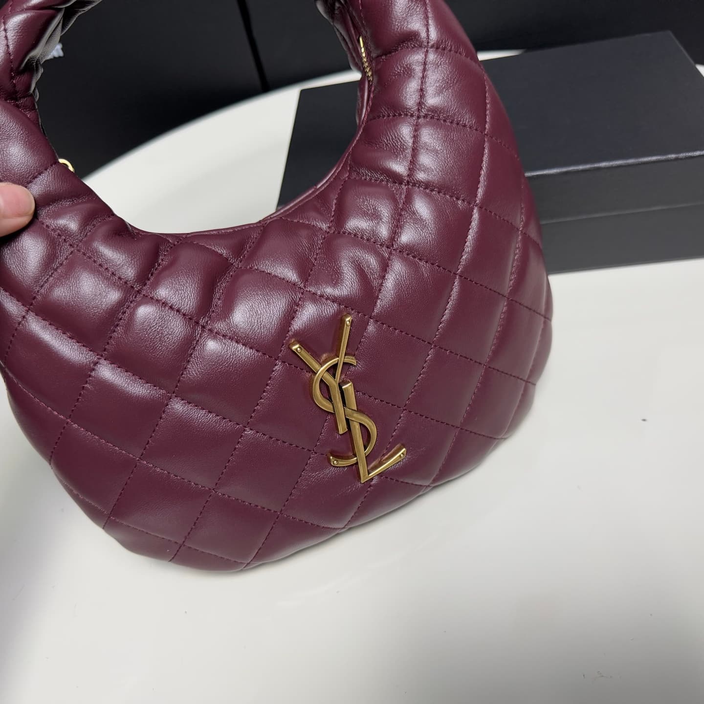Saint Laurent Gold Bag 851689