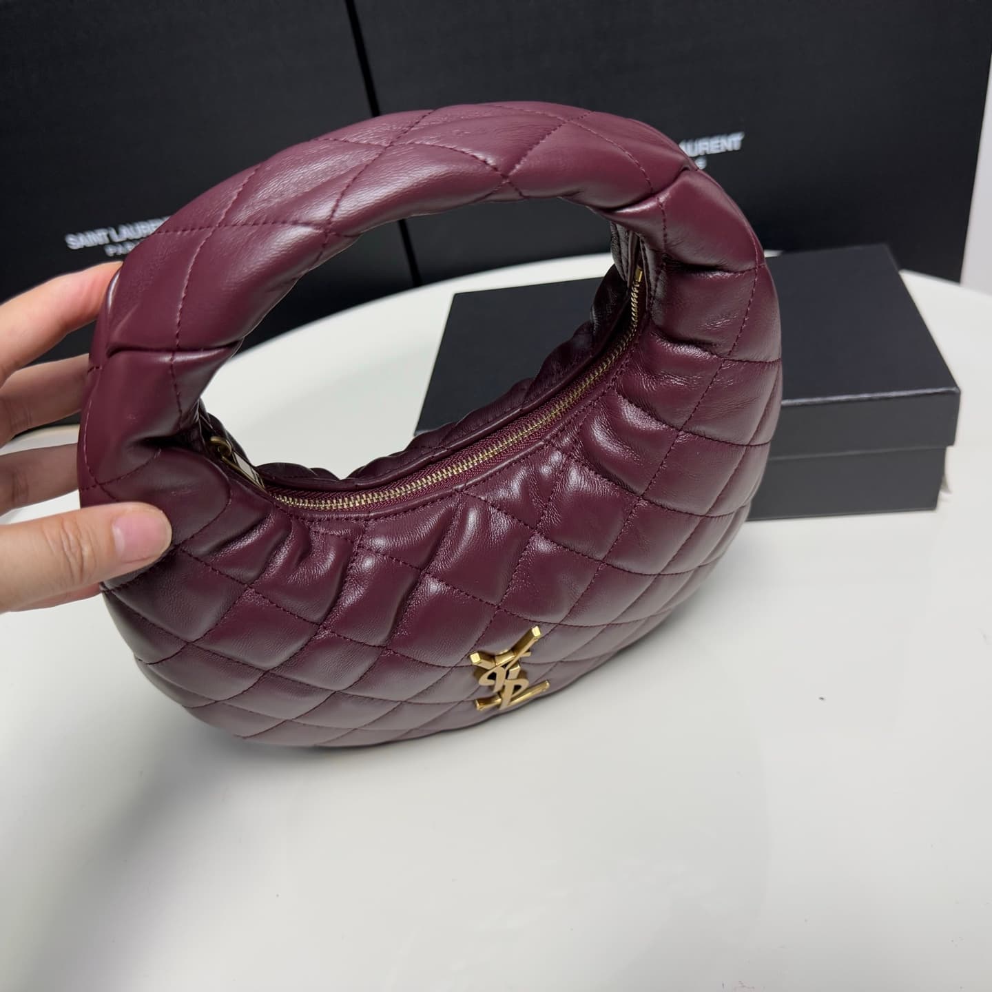 Saint Laurent Gold Bag 851689
